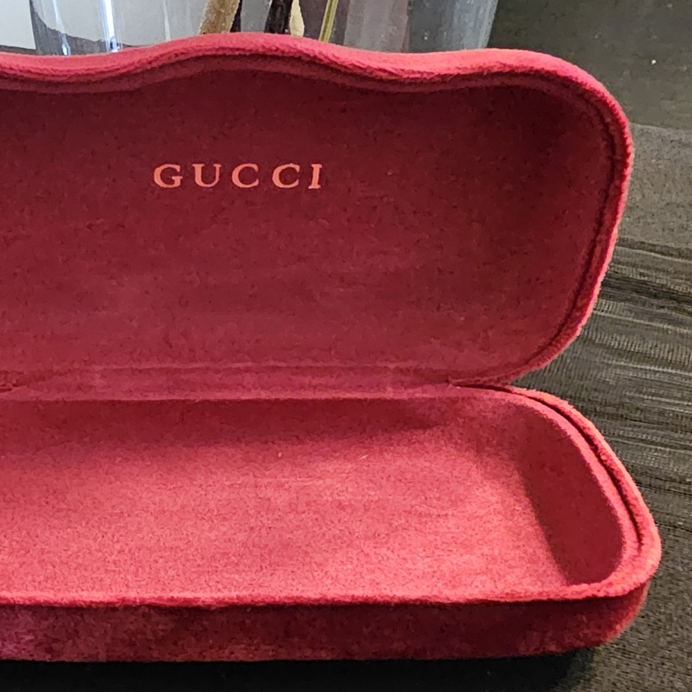Like new authentic Gucci sunglasses